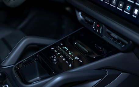 Porsche Cayenne III, 2024 год, 23 990 000 рублей, 25 фотография