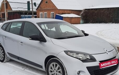 Renault Megane III, 2011 год, 770 000 рублей, 3 фотография