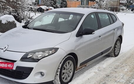 Renault Megane III, 2011 год, 770 000 рублей, 2 фотография