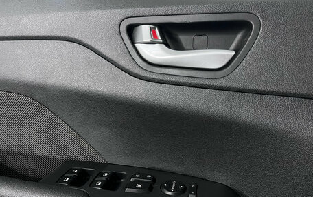 Hyundai Solaris II рестайлинг, 2017 год, 1 244 000 рублей, 13 фотография