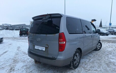 Hyundai Grand Starex Grand Starex I рестайлинг 2, 2012 год, 845 000 рублей, 3 фотография