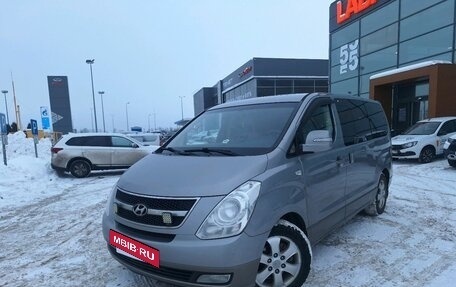 Hyundai Grand Starex Grand Starex I рестайлинг 2, 2012 год, 845 000 рублей, 2 фотография