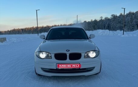 BMW 1 серия, 2011 год, 580 000 рублей, 3 фотография