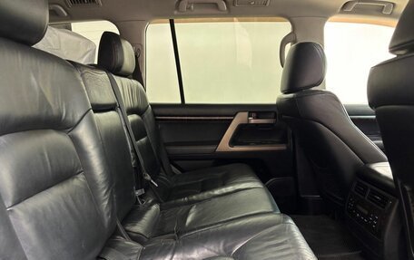 Toyota Land Cruiser 200, 2011 год, 2 870 000 рублей, 12 фотография