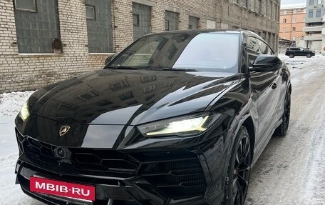Lamborghini Urus I, 2021 год, 22 500 000 рублей, 2 фотография