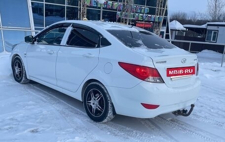 Hyundai Solaris II рестайлинг, 2013 год, 720 000 рублей, 4 фотография