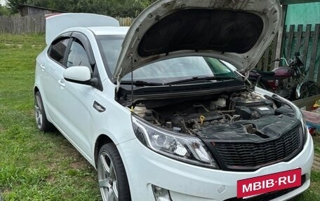 KIA Rio III рестайлинг, 2012 год, 680 000 рублей, 4 фотография