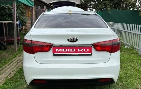 KIA Rio III рестайлинг, 2012 год, 680 000 рублей, 2 фотография