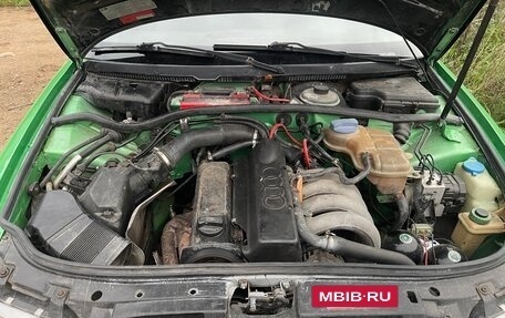 Audi A4, 1996 год, 240 000 рублей, 4 фотография