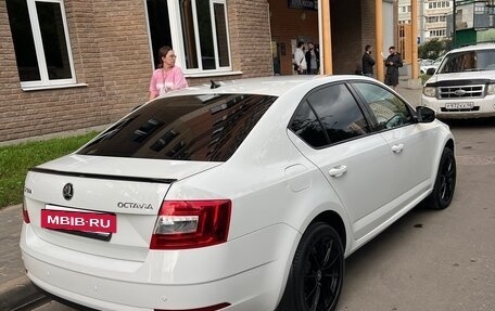 Skoda Octavia, 2018 год, 999 000 рублей, 5 фотография