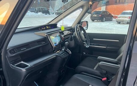 Honda Stepwgn IV, 2018 год, 2 500 000 рублей, 10 фотография