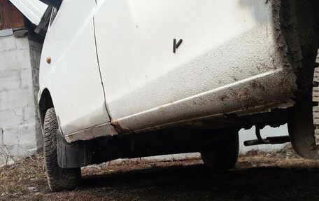 Hyundai Starex I рестайлинг, 2004 год, 700 000 рублей, 2 фотография