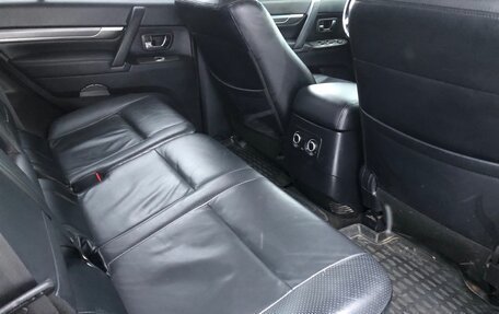 Mitsubishi Pajero IV, 2011 год, 1 790 000 рублей, 12 фотография