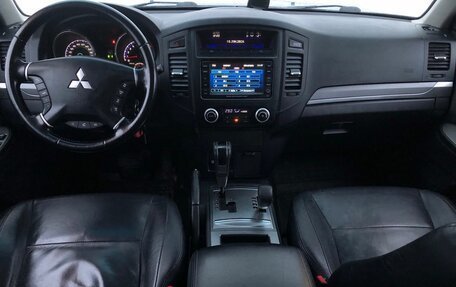Mitsubishi Pajero IV, 2011 год, 1 790 000 рублей, 14 фотография