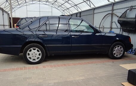 Mercedes-Benz W124, 1989 год, 530 000 рублей, 6 фотография