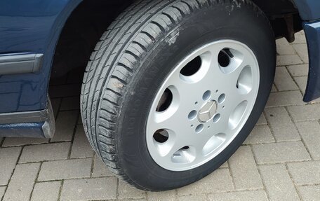 Mercedes-Benz W124, 1989 год, 530 000 рублей, 15 фотография