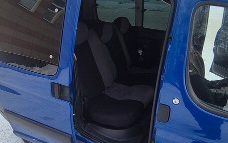 Peugeot Partner II рестайлинг 2, 2011 год, 400 000 рублей, 9 фотография