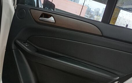 Mercedes-Benz GLS, 2018 год, 4 950 000 рублей, 21 фотография