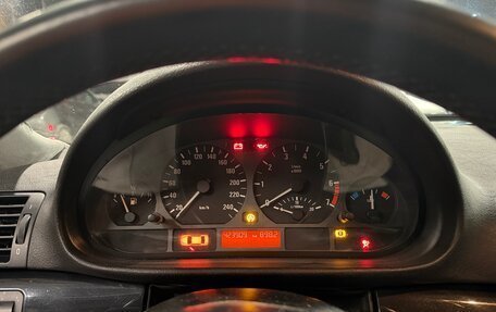 BMW 3 серия, 2001 год, 870 000 рублей, 12 фотография