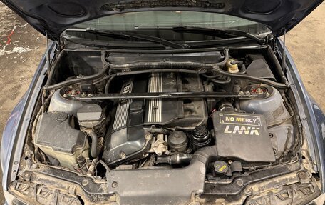 BMW 3 серия, 2001 год, 870 000 рублей, 14 фотография