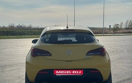 Opel Astra J, 2013 год, 770 000 рублей, 2 фотография