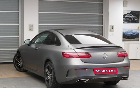 Mercedes-Benz E-Класс, 2019 год, 4 457 000 рублей, 4 фотография