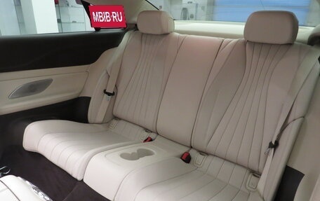 Mercedes-Benz E-Класс, 2019 год, 4 457 000 рублей, 19 фотография