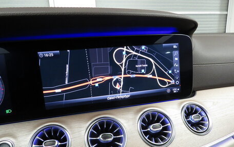 Mercedes-Benz E-Класс, 2019 год, 4 457 000 рублей, 23 фотография