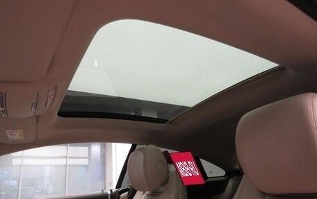 Mercedes-Benz E-Класс, 2019 год, 4 457 000 рублей, 30 фотография