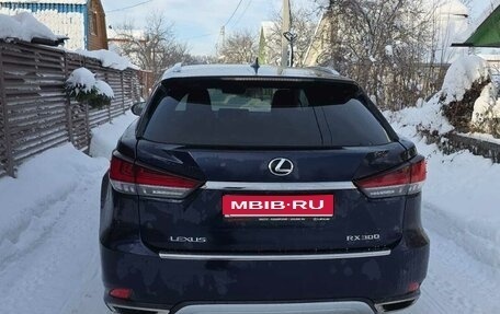 Lexus RX IV рестайлинг, 2020 год, 4 900 000 рублей, 1 фотография