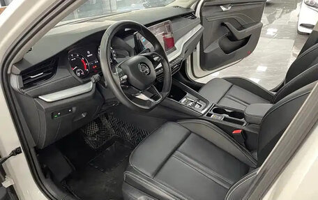 Skoda Octavia IV, 2021 год, 2 100 000 рублей, 8 фотография