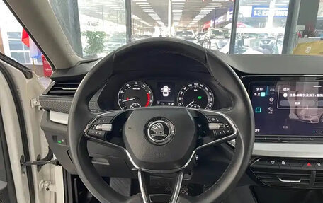 Skoda Octavia IV, 2021 год, 2 100 000 рублей, 10 фотография