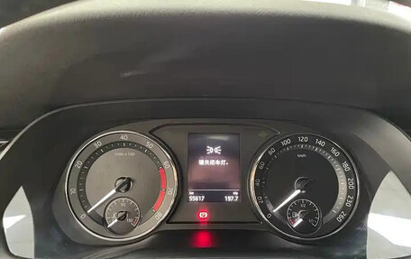 Skoda Octavia IV, 2021 год, 2 100 000 рублей, 11 фотография