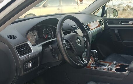 Volkswagen Touareg III, 2013 год, 1 750 000 рублей, 14 фотография