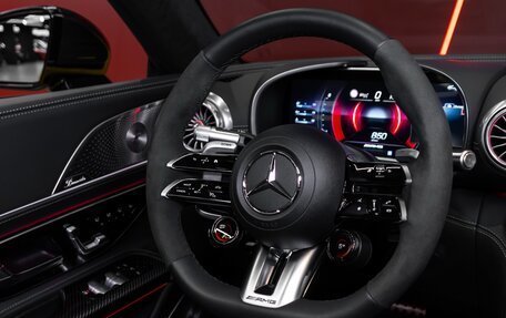 Mercedes-Benz SL-Класс AMG, 2022 год, 19 400 000 рублей, 30 фотография