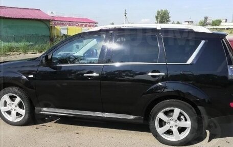 Mitsubishi Outlander III рестайлинг 3, 2008 год, 1 150 000 рублей, 7 фотография