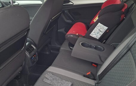 Volkswagen Tiguan II, 2017 год, 1 840 000 рублей, 18 фотография