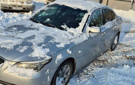 BMW 5 серия, 2009 год, 550 000 рублей, 13 фотография