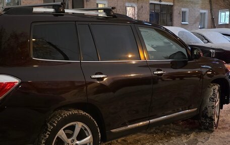 Toyota Highlander III, 2012 год, 2 400 000 рублей, 9 фотография