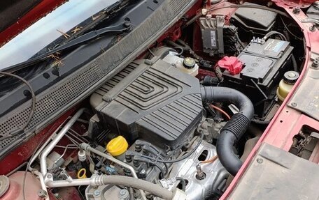 Renault Sandero II рестайлинг, 2021 год, 1 410 000 рублей, 2 фотография