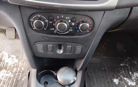 Renault Sandero II рестайлинг, 2021 год, 1 410 000 рублей, 18 фотография