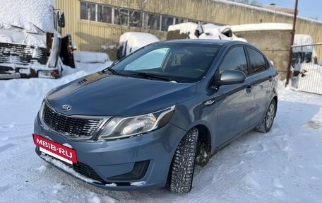 KIA Rio III рестайлинг, 2013 год, 830 000 рублей, 2 фотография