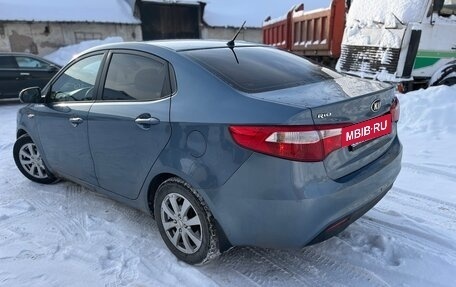 KIA Rio III рестайлинг, 2013 год, 830 000 рублей, 3 фотография