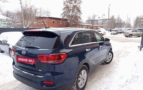 KIA Sorento III Prime рестайлинг, 2018 год, 2 500 000 рублей, 5 фотография