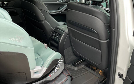 BMW X5, 2019 год, 7 800 000 рублей, 28 фотография