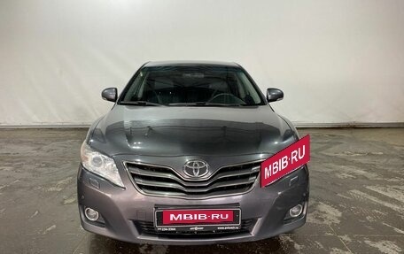 Toyota Camry, 2010 год, 1 185 000 рублей, 2 фотография