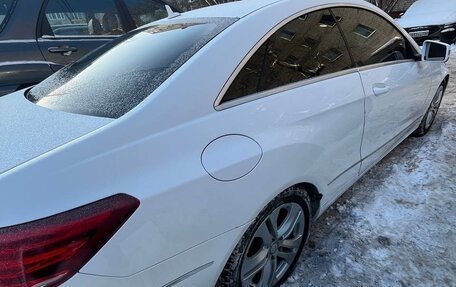 Mercedes-Benz E-Класс, 2013 год, 2 000 000 рублей, 4 фотография