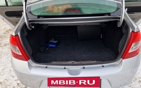 Renault Symbol, 2010 год, 600 000 рублей, 13 фотография