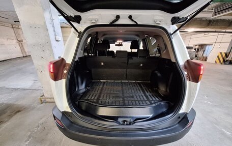 Toyota RAV4, 2014 год, 2 100 000 рублей, 5 фотография