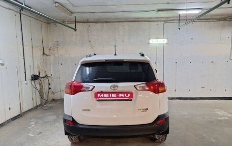 Toyota RAV4, 2014 год, 2 100 000 рублей, 3 фотография